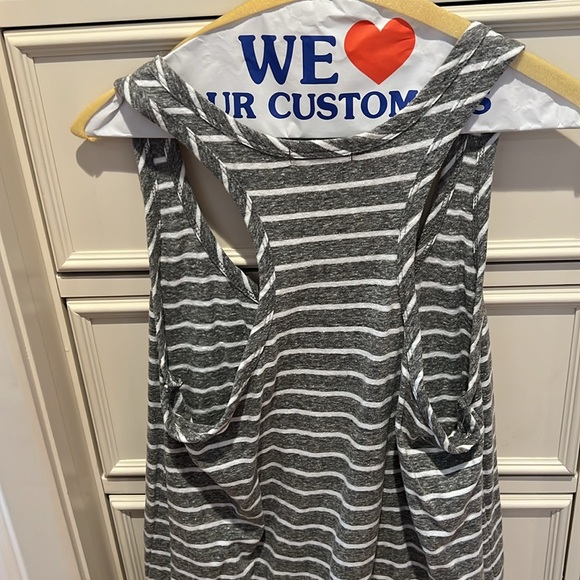 Women’s SZ M GAP gray and white striped sleeveless dress - Picture 6 of 7